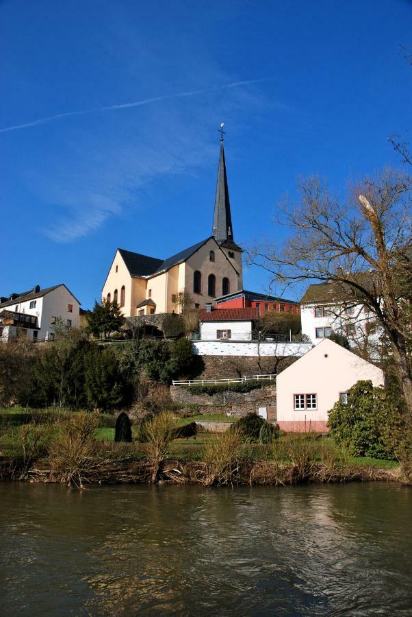 Ferienwohnung Eifelmittendrin Waxweiler Exterior foto